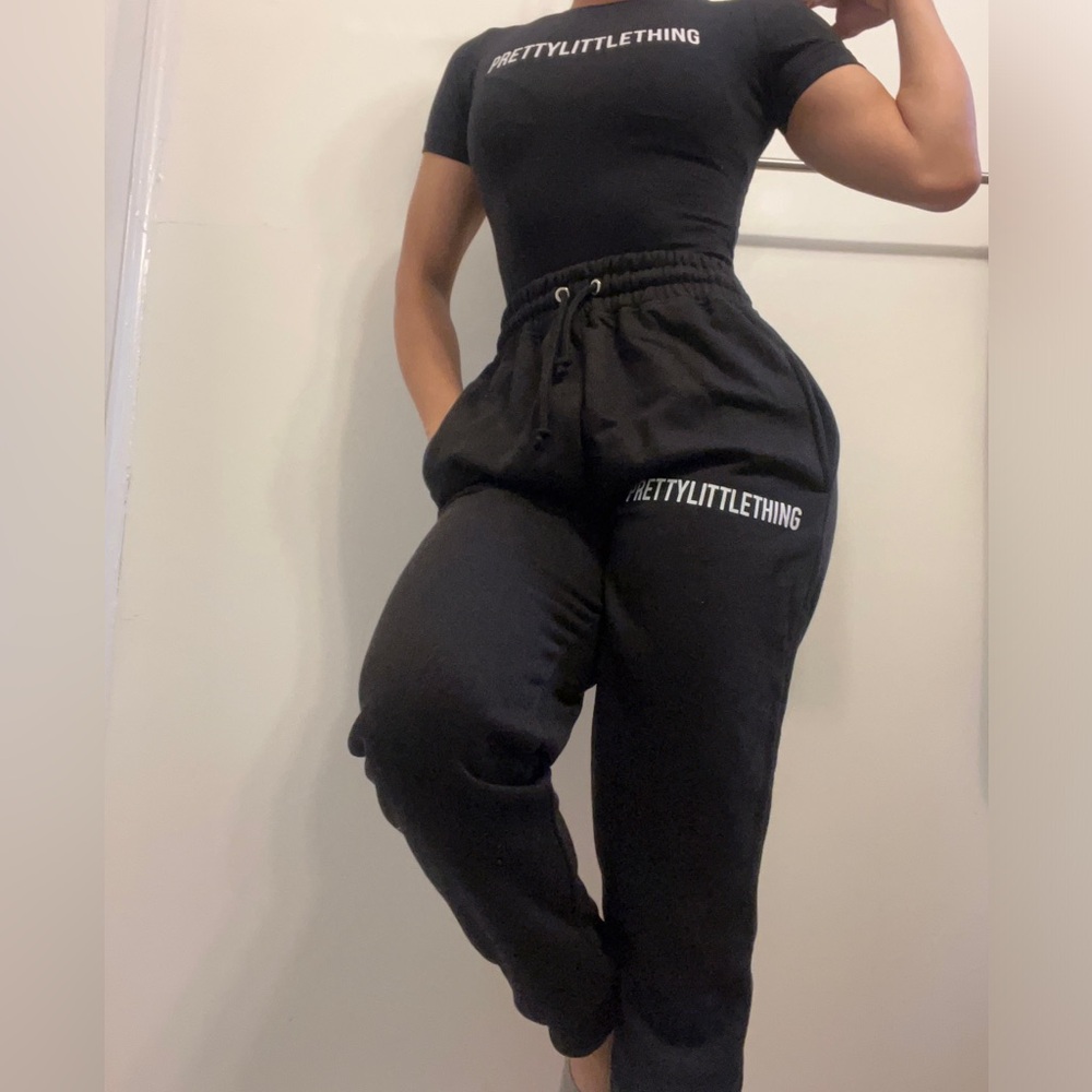 PrettyLittleThing Black Logo Track Joggers